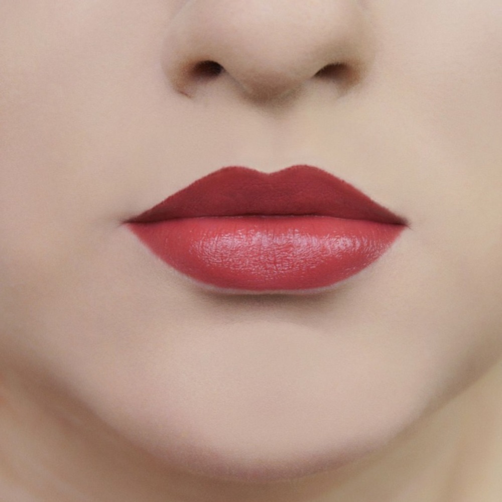 Bellapierre mineral lipstick shade envy - Picture 3 of 5
